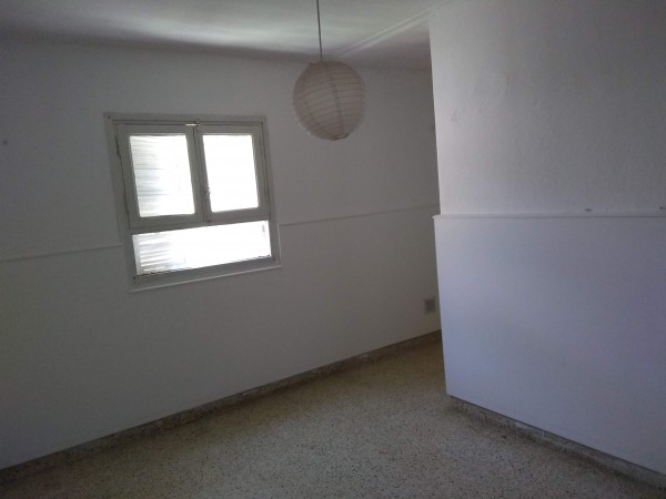 Retasada Venta Casa 2 Hab calle Viamonte con renta