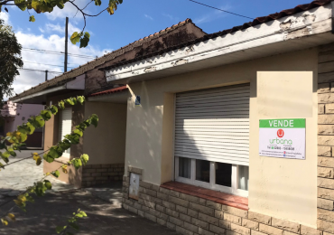 Casa 2 hab x calle Saenz Peña